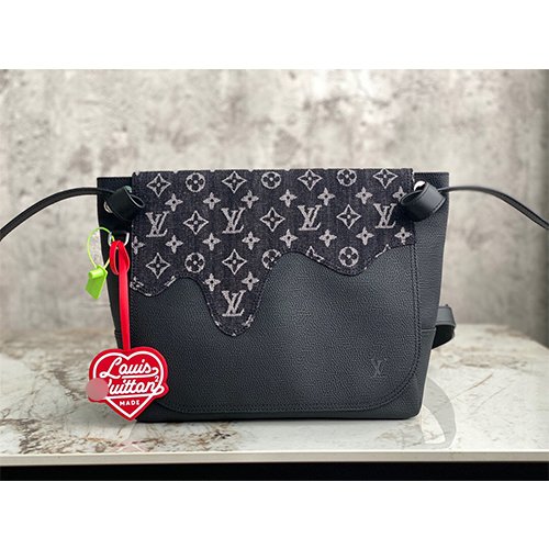 【ルイヴィトン LOUIS VUITTON】M45971 BESACE TOKYO ショルダー バック